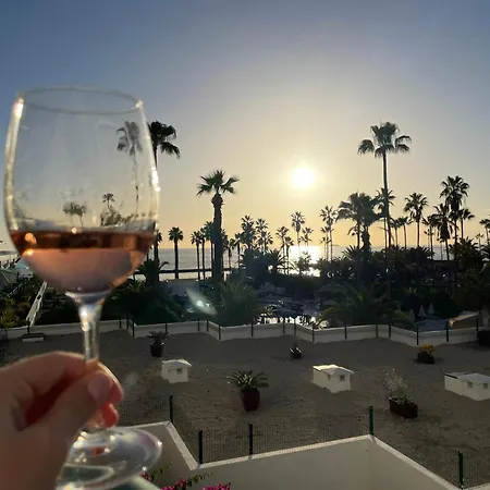 Апартаменти Cosy Flat With Sea View, Pool And Terrace In Altamira-complex In - Playa Del Duque *